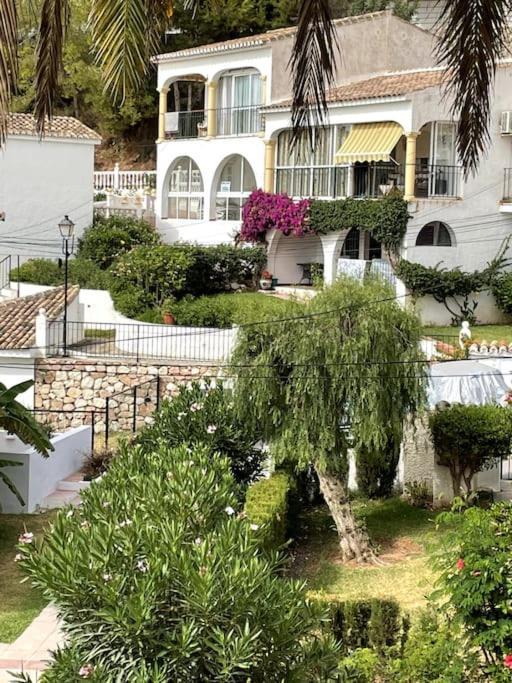 Lux 2 Kmr App Stella Blanca Met Zwembaden Airco En Zeezicht Daire Fuengirola Dış mekan fotoğraf