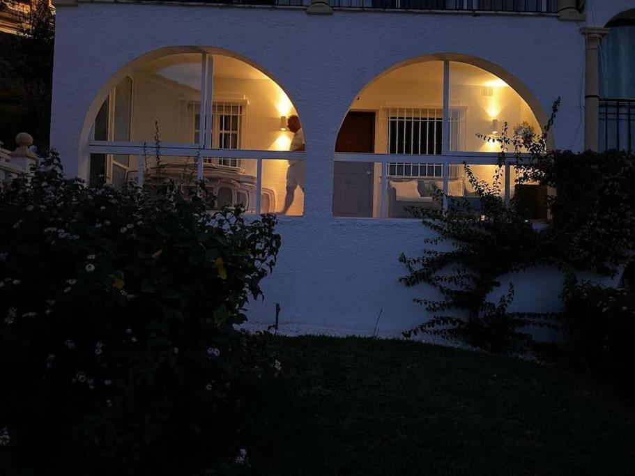 Lux 2 Kmr App Stella Blanca Met Zwembaden Airco En Zeezicht Daire Fuengirola Dış mekan fotoğraf