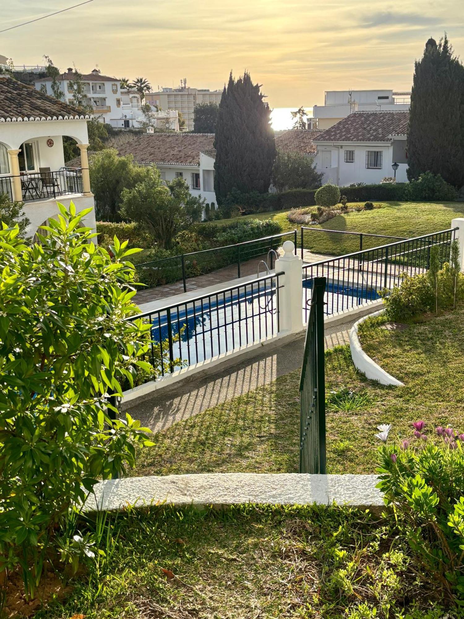 Lux 2 Kmr App Stella Blanca Met Zwembaden Airco En Zeezicht Daire Fuengirola Dış mekan fotoğraf